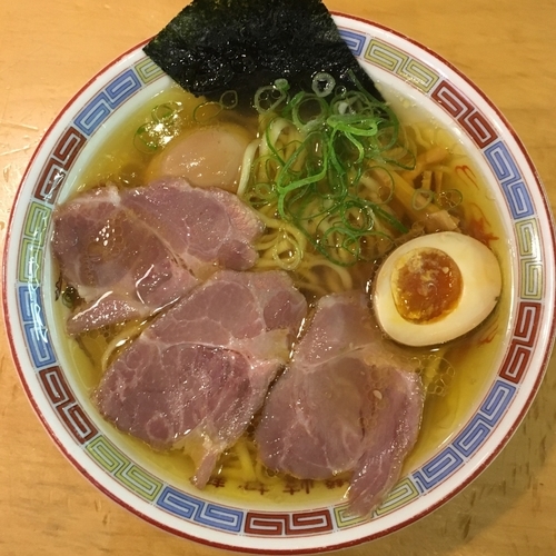「醤油ラーメン (680円) 熟地醤油卵 (130円)」@讃岐らーめん はまんどの写真