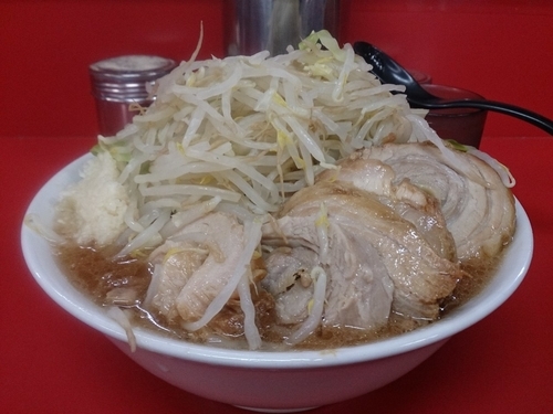 「小ラーメン豚入り」@ラーメン二郎 茨城守谷店の写真