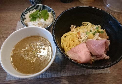 「真鯛つけ麺(淡麗醤油)＋みつ葉ご飯」@狐狸丸の写真
