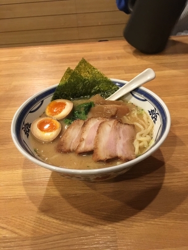 「特製らぁめん 850円」@麺座風水の写真