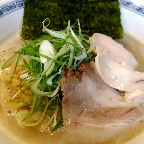 「塩中華そば」@中華そば つけそば こばやしの写真