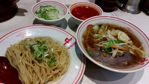 「冷やし醤油タンメン＋ネギ＋ミニ北極スープ」@蒙古タンメン中本 秋津店の写真