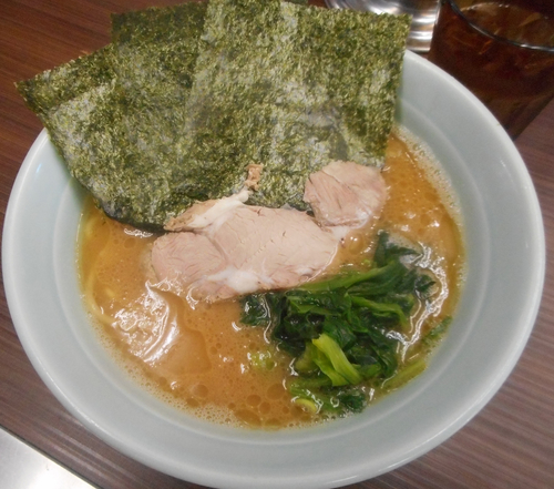 「らー麺（普通）　６５０円」@横浜家系らーめん 武蔵家 川口店の写真