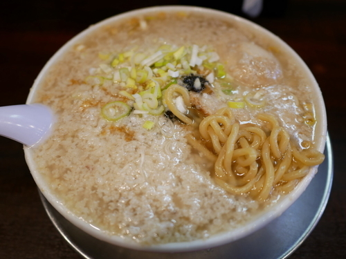 「中華そば 鬼脂＋サービス味玉」@らーめん潤 亀戸店の写真