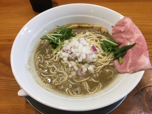 「煮干し豚骨らーめん」@煮干し豚骨らーめん専門店 六郷の写真