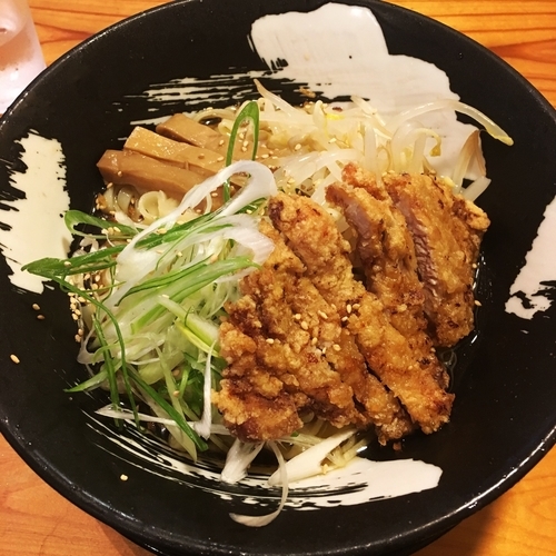 「冷やぶっかけ+パーコー」@客野製麺所の写真