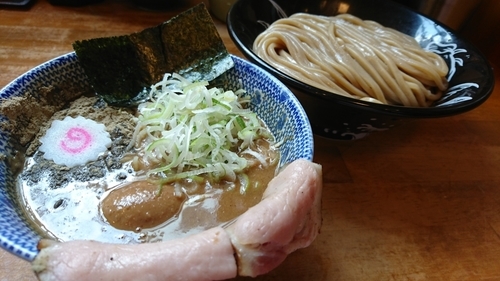 「半熟味玉つけ蕎麦(並) ￥ 950」@中華蕎麦 とみ田の写真