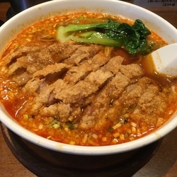 排骨担々麺