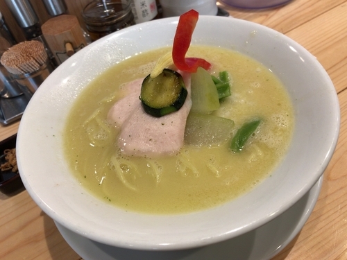 「鶏白湯SOBA」@銀座 篝 アトレ浦和店の写真