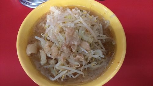 「小ラーメン麺少なめ700円」@ラーメン二郎 茨城守谷店の写真