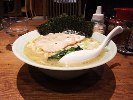 「ラーメン（並）」@麺家 千晃 新横浜店の写真