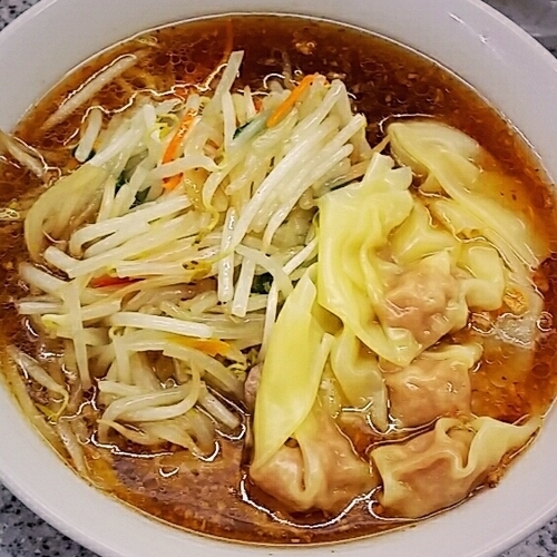 「もやしワンタン麺　９５０円」@中華麺店 喜楽の写真