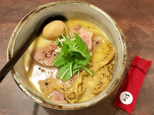 「しおDX」@麺処 とりぱん 大阪店の写真