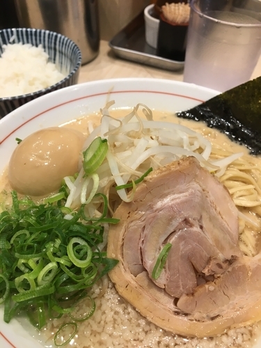 「味玉ラーメン」@替玉千里眼 志木店の写真