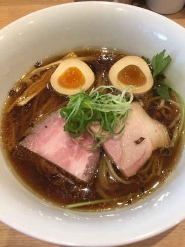 「和風醤油そば + 味玉」@Handicraft Worksの写真