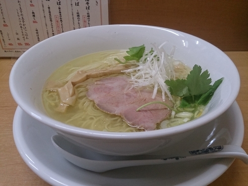「比内地鶏と名古屋コーチンの鶏塩そば」@中華そば 大井町 和渦の写真