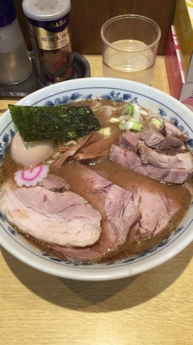 「中華そば＋チャーシュー（300円）」@くり山の写真