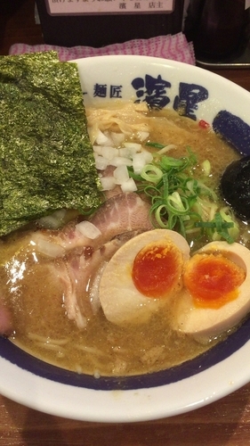 「特製濃厚煮干そは」@濃厚煮干しそば 麺匠 濱星 関内店の写真