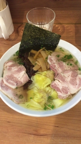 「柔らか煮豚麺＋海老ワンタン」@MEN-YA DAISUKEの写真