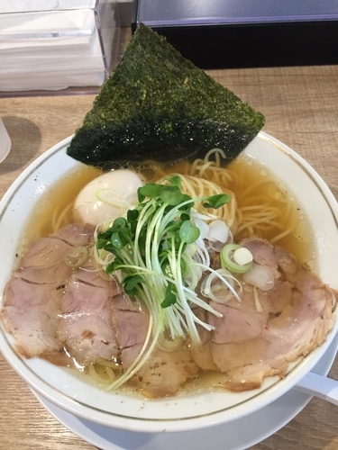 「塩中華そば&味玉」@麺や マルショウ 新大阪店の写真