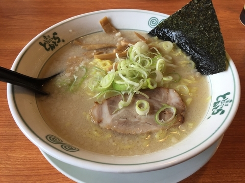 「塩ラーメン（大盛）＆餃子」@東京とんこつ とんとら 北本店の写真