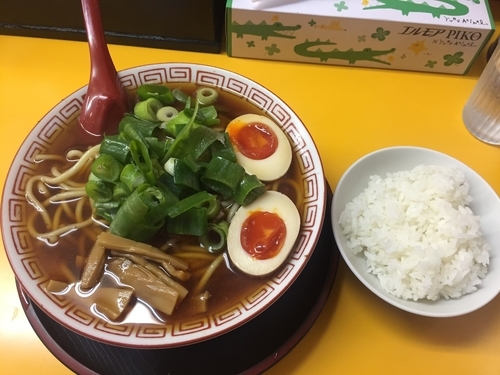 「中華そば味玉付&ライス」@麺屋7.5Hz+ 梅田店の写真