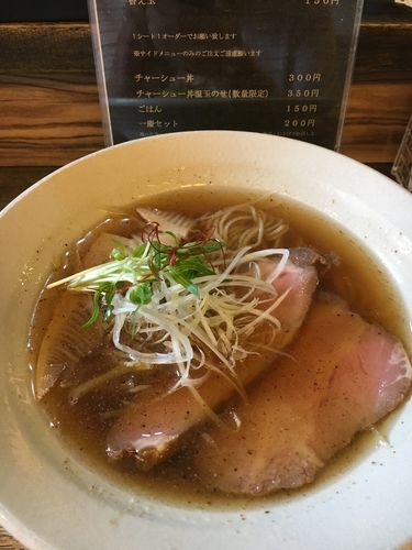 「醤油ラーメン¥750＋チャーシュー丼¥150」@麺屋 一慶の写真