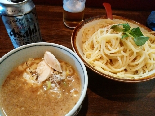 「醤油アイスとチーズのつけ麺（大盛）」@ラーメンアキラの写真