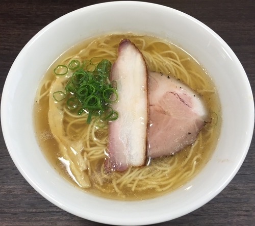 「塩ラーメン680円」@かしわぎの写真