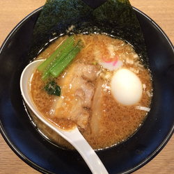 川越とんこつ醤油