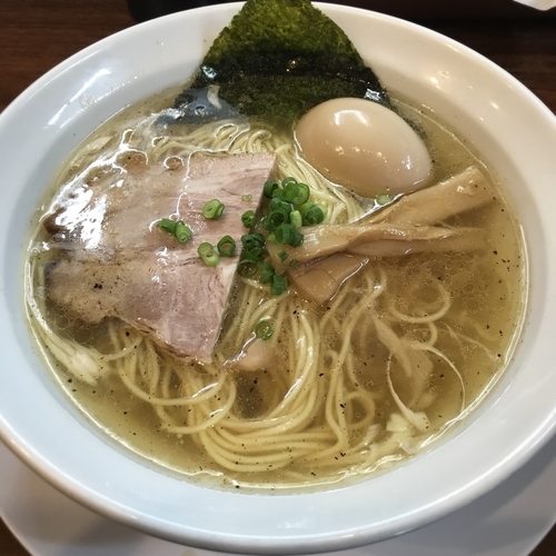 「味玉塩中華そば」@中華そば 一休の写真