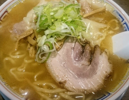 「ワンタン煮干しそば」@丸中華そばの写真