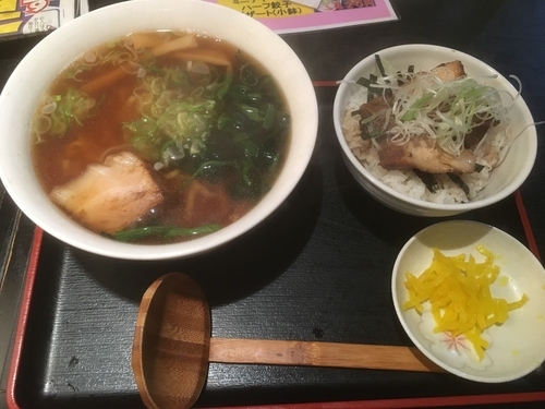 「とくとくセット827円」@らーめん 楓家の写真