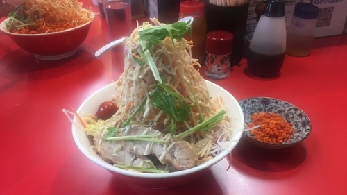 「冷やし中華(麺少な目)¥800」@千里眼の写真