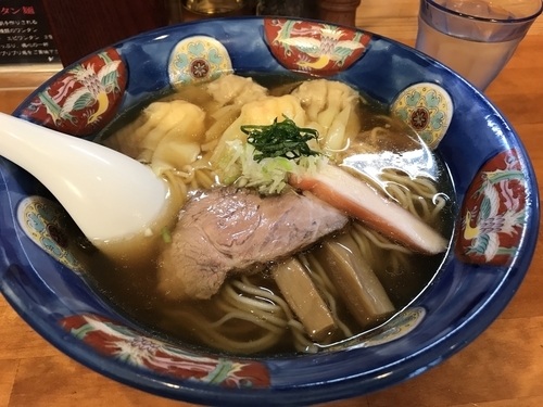 「特製ワンタン麺 ハーフ 重ね味 850円」@支那そば 幸雲の写真