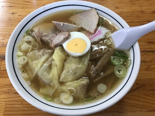 「ワンタンメン  750円」@中華そば 富士屋 本店の写真