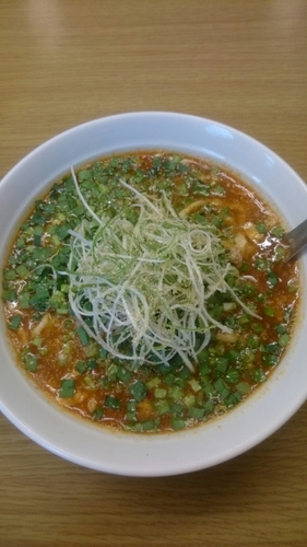 「辛いらー麺 (辛さ控えめ) ７５０円」@麺屋 つるるの写真