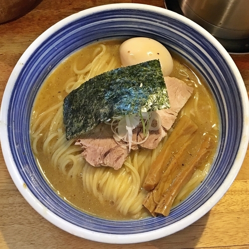 「らーめん（大盛）￥７５０＋味玉￥１００」@こうかいぼうの写真