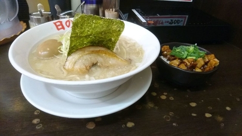 「魚介塩ラーメン ミニチャーシュー丼」@日の出らーめん 横浜桜木町本店の写真