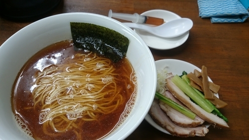 「にぼしらーめん(750円)」@らぁめん 夢の写真