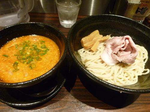 「胡麻辛つけ麺」@らーめん 本竈 エスパル仙台店の写真