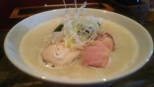 「鶏そば 麺２倍」@麺者 すぐれの写真