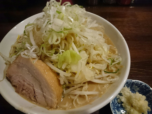 「らーめん豚一切れ」@ちばから 渋谷道玄坂店の写真