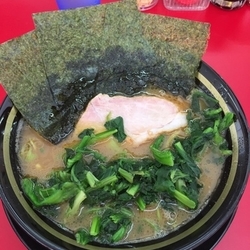 ラーメン  青菜トッピング