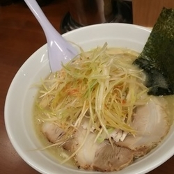 ネギチャーシュー濃厚鶏白湯らーめん(醤油)