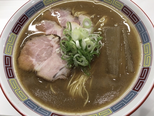 「煮干鰮豚骨らーめん」@煮干鰮豚骨らーめん 嘉饌の写真