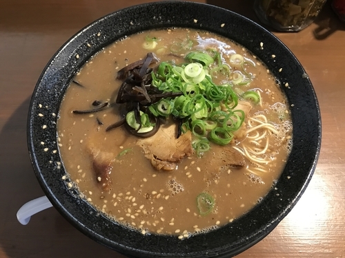 「濃香とんこつ 塩 750円」@ドン・チードルの写真