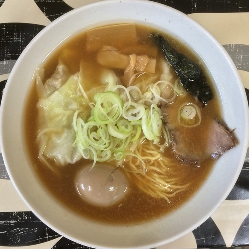 「ワンタンメン（味玉ラーパス） ¥750円」@寺カフェ 中華そば水加美の写真