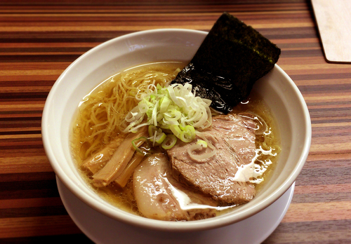 「昔懐かしのらぁめん(650円)」@めん処 倖佳の写真