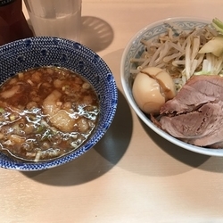 つけ麺 少なめ